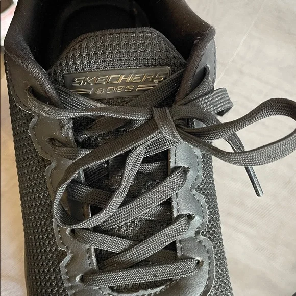 Skechers Men's Black Mesh Lace-Up Sneakers - Picture 2 of 5